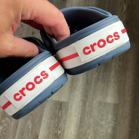 Crocs - Picture 10 of 17